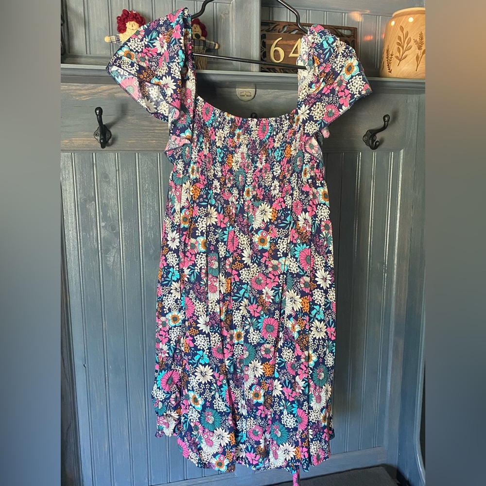 Listicle Vibrant Floral Midi Dress